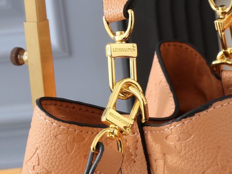 LOUIS VUITTON M45256 SIZE:26.0 x 26.0 x 17.5CM - 图片 9
