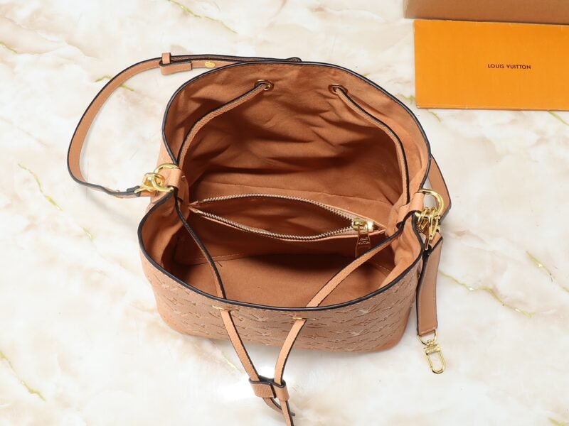 LOUIS VUITTON M45256 SIZE:26.0 x 26.0 x 17.5CM - 图片 7