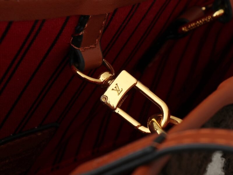 LOUIS VUITTON  M44571 SIZE:41.0 x 34.0 x 19.0 cm - 图片 7