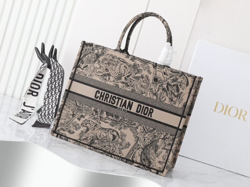 DIOR 0175 SIZE:42 x 35x18.5CM - 图片 2
