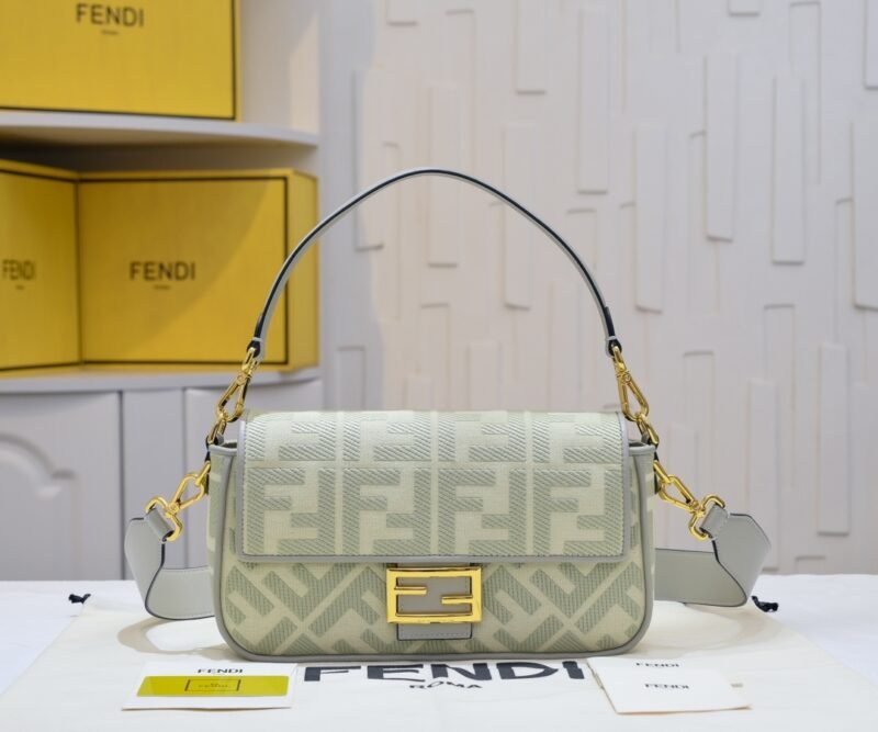FENDI 1002  SIZE:28/6.5/13.5cm - 图片 2