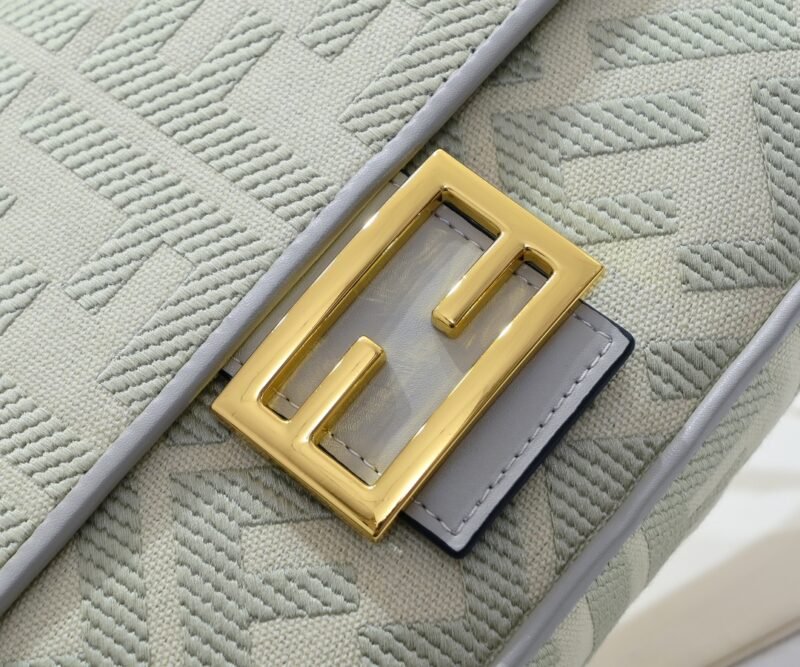 FENDI 1002  SIZE:28/6.5/13.5cm - 图片 5