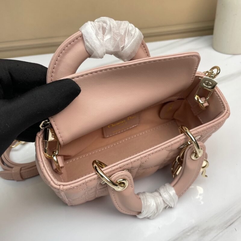DIOR 𝗢𝗜𝗢𝗥 𝗗-𝗝𝗼𝘆 𝗕𝗮𝗴 17.5*10.5*6cm - 图片 9