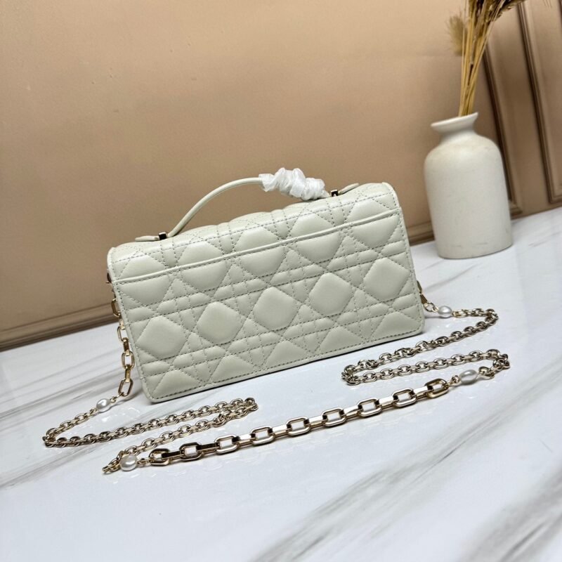 DIOR 𝗠𝗶𝘀𝘀 𝗗𝟭𝟬𝗥 SIZE:21*11.5*4.5CM - 图片 5