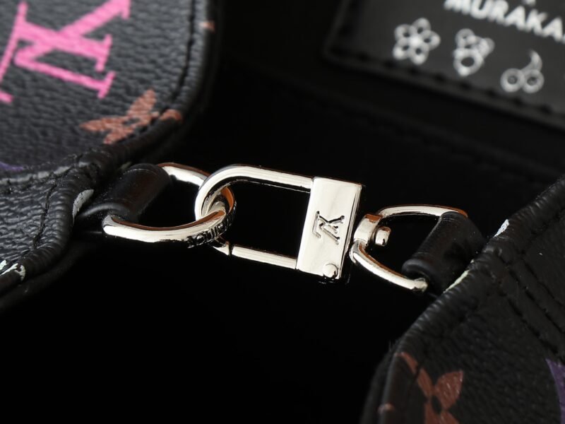 Louis Vuitton    M13081  SIZE:24.0 x 26.0 x 7.0 cm - 图片 8