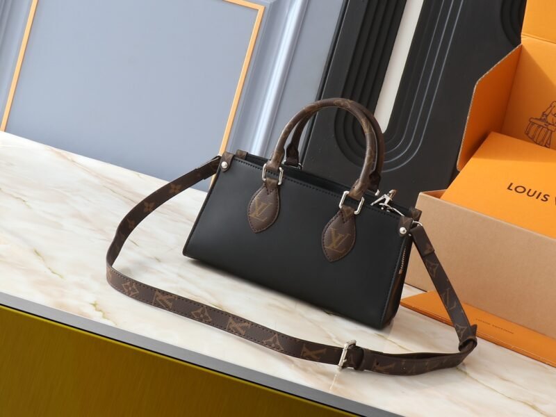 Louis Vuitton     M23640  SIZE:25 x 13 x 10 cm - 图片 4
