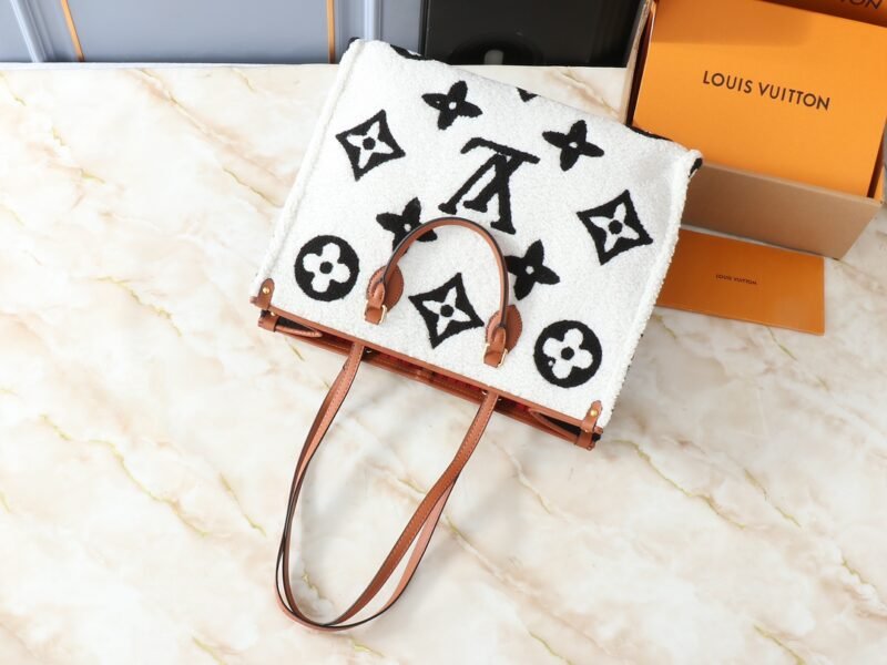 Louis Vuitton     M44571  SIZE:34.0 x 26.0 x 13.0 cm - 图片 5