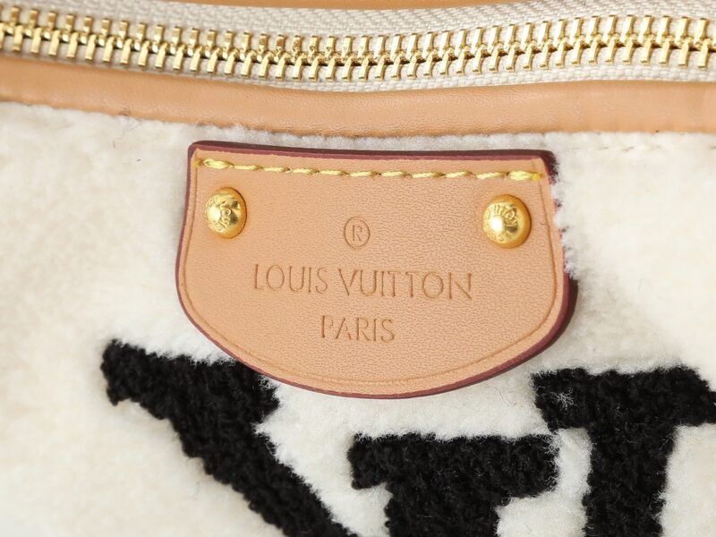 LOUIS VUITTON  M11920  SIZE: 18.5 x 11.0 x 6.5cm - 图片 6