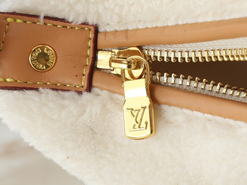 LOUIS VUITTON  M11920  SIZE: 18.5 x 11.0 x 6.5cm - 图片 8