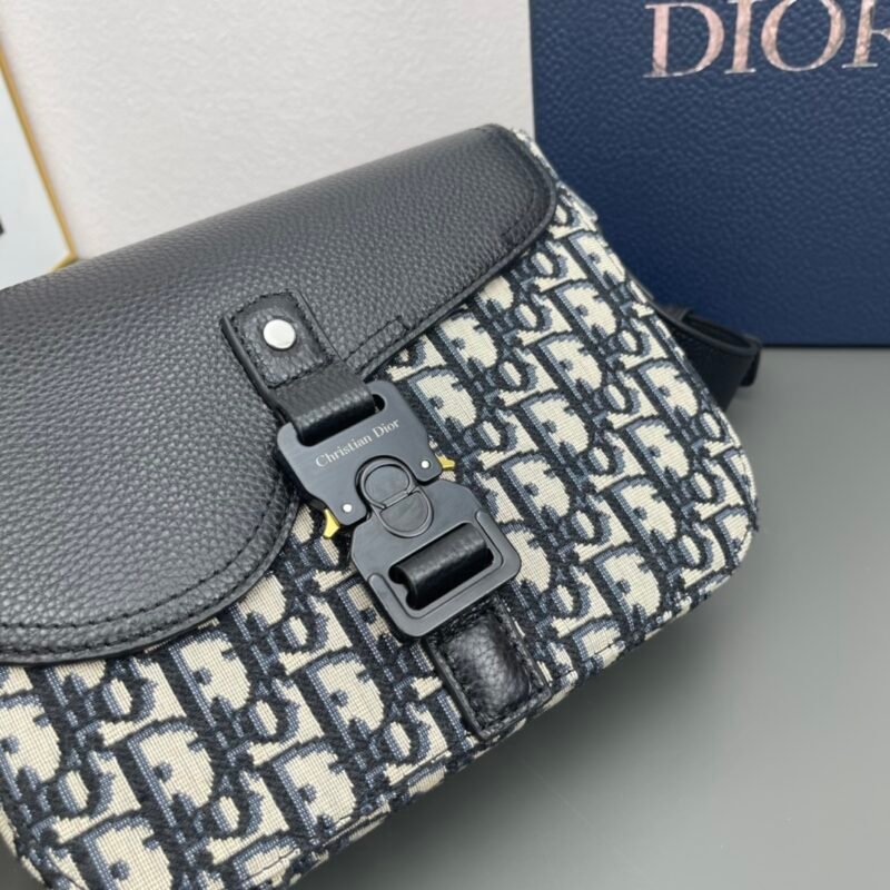 DIOR D605 SIZE:23 x 18 x 6CM - 图片 3