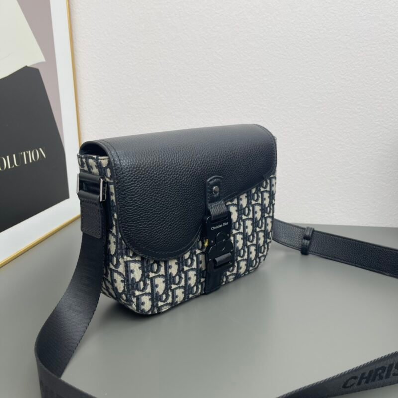 DIOR D605 SIZE:23 x 18 x 6CM - 图片 4