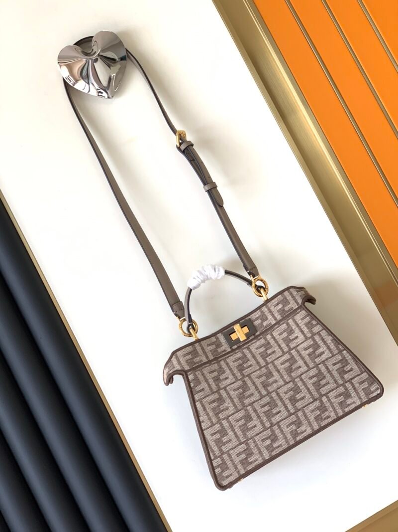 FENDI 8327 SIZE:27-11-21CM - 图片 9