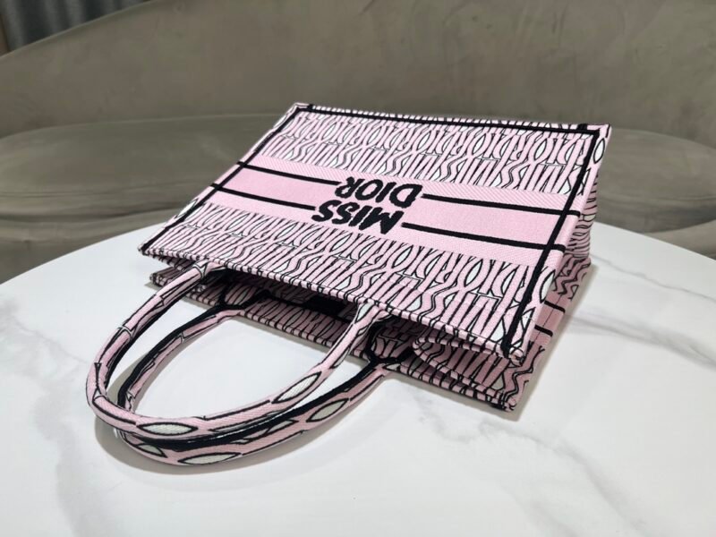 DIOR 8001 SIZE:36 x 27.5 x 16.5CM - 图片 7
