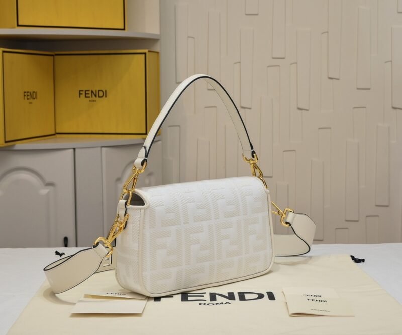 FENDI 1002 SIZE:28/6.5/13.5cm - 图片 2