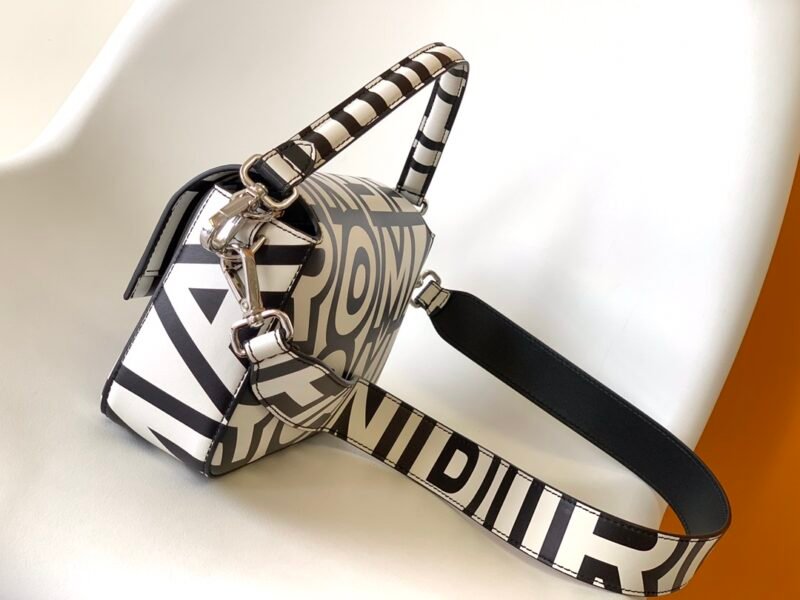 FENDI 8600 SIZE:27-6-15cm - 图片 3