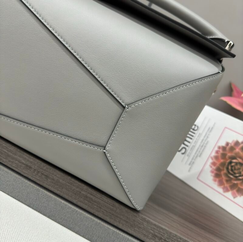 LOEWE 10188 SIZE:36.5*19*23cm - 图片 6