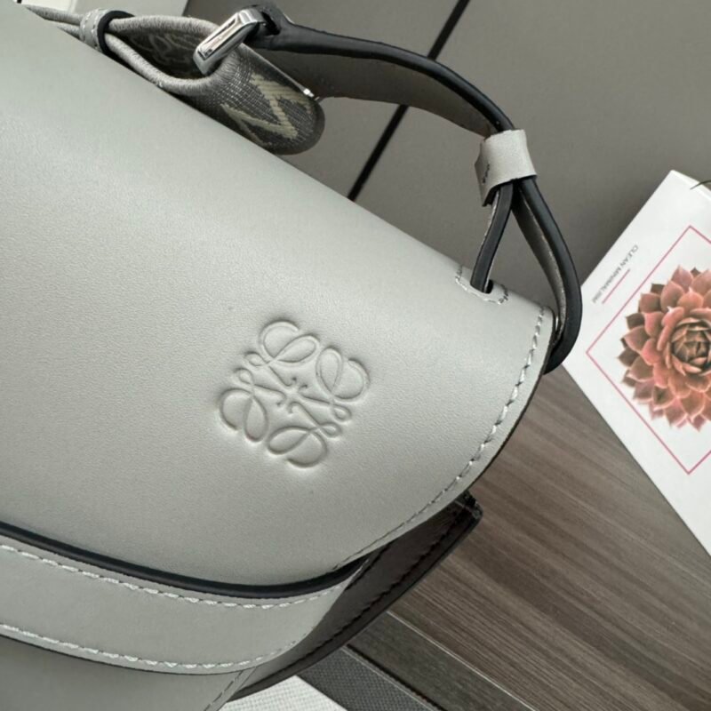 LOEWE 011821 SIZE:20*12.5*19cm - 图片 6